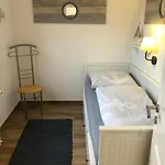 In Strandnaehe Semesterbostad